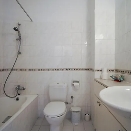 Resitour - Hills Appartement Tala