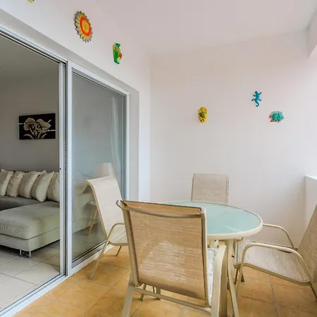 Resitour - Hills Apartment