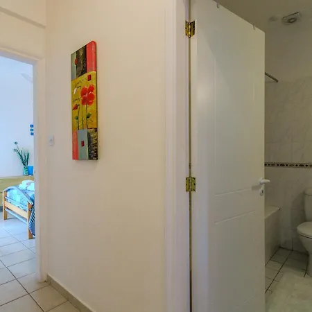 Resitour - Hills Lägenhet *