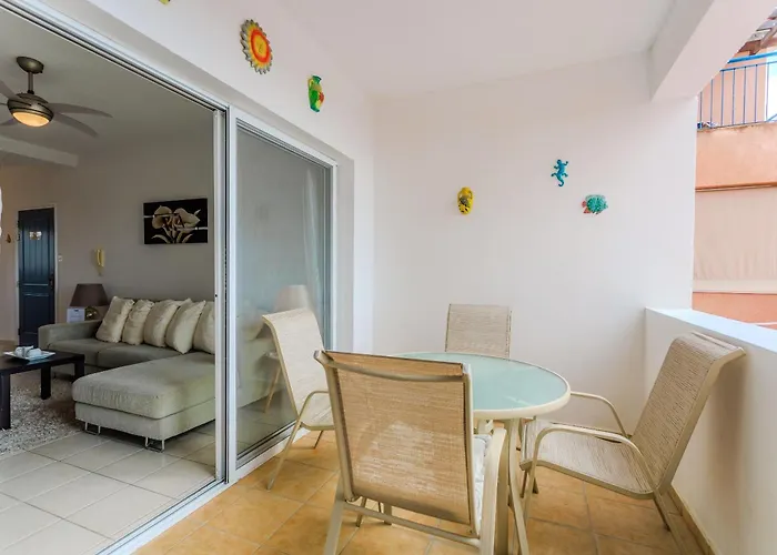 Resitour - Hills Lägenhet