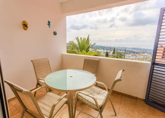 Resitour - Hills Apartment Tala